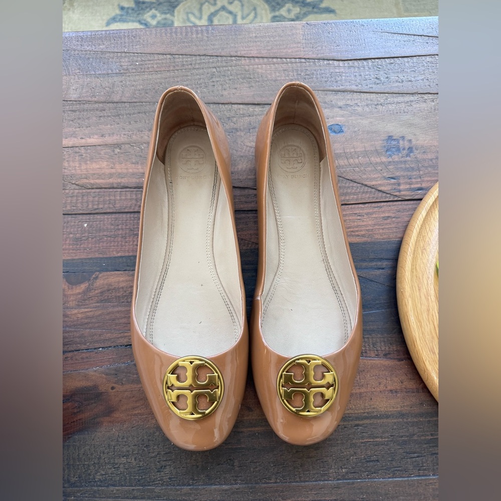 Tory Burch Tan Leather Flats with Gold Logo